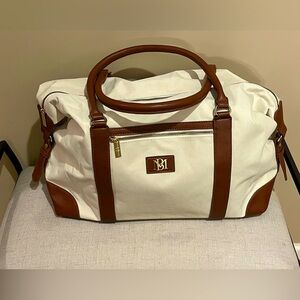 NWOT Badgley Mischka Barbara Tote Weekender Travel Bag White Canvas/Tan Leather